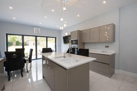 20 Thornhill Road, Sutton Coldfield, B74 3EH