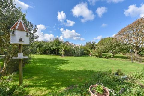 6 bedroom detached house for sale, *WITH TWO ANNEXES* Sandford, Ventnor