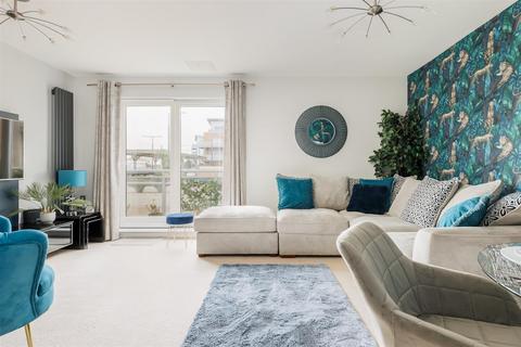 1 bedroom apartment for sale - Puffin House, Harbour Reach, Poole