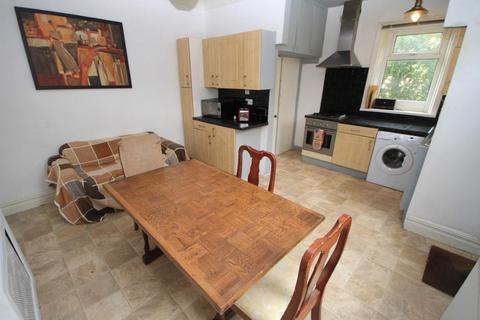 201 Queens Road, Bradford, BD2 4BT