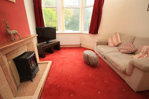 201 Queens Road, Bradford, BD2 4BT