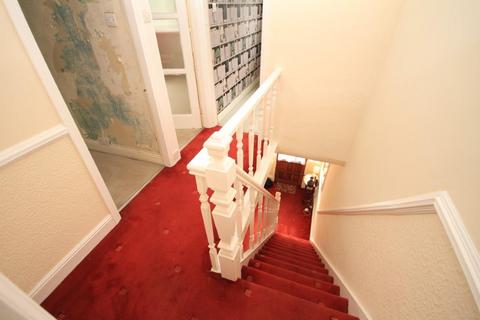 201 Queens Road, Bradford, BD2 4BT