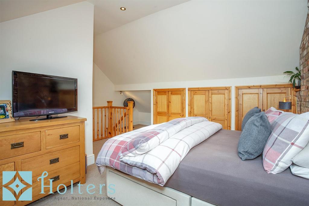 Master Bedroom Angle 3.jpg