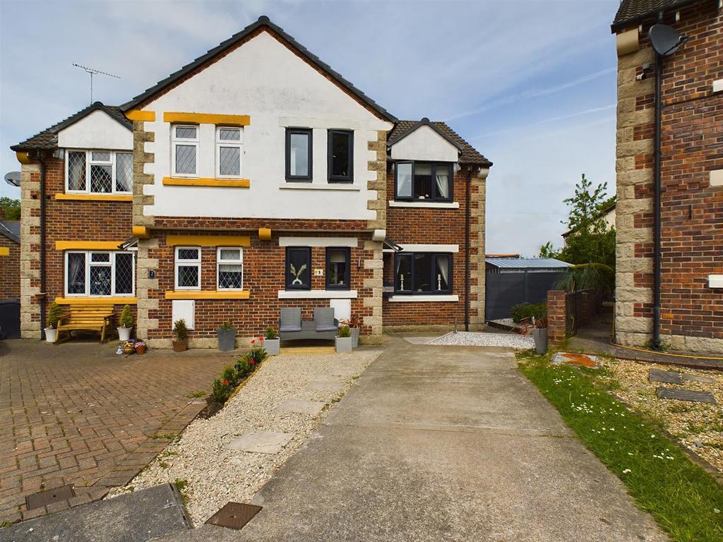 Llys Gwyrdd, Brymbo, Wrexham 3 bed semidetached house for sale £230,000