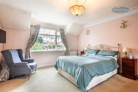 110 Ecclesfield Road, Chapeltown, Sheffield, S35 1TE
