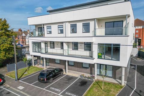 2 bedroom apartment for sale, BEECH ROAD, Hadleigh