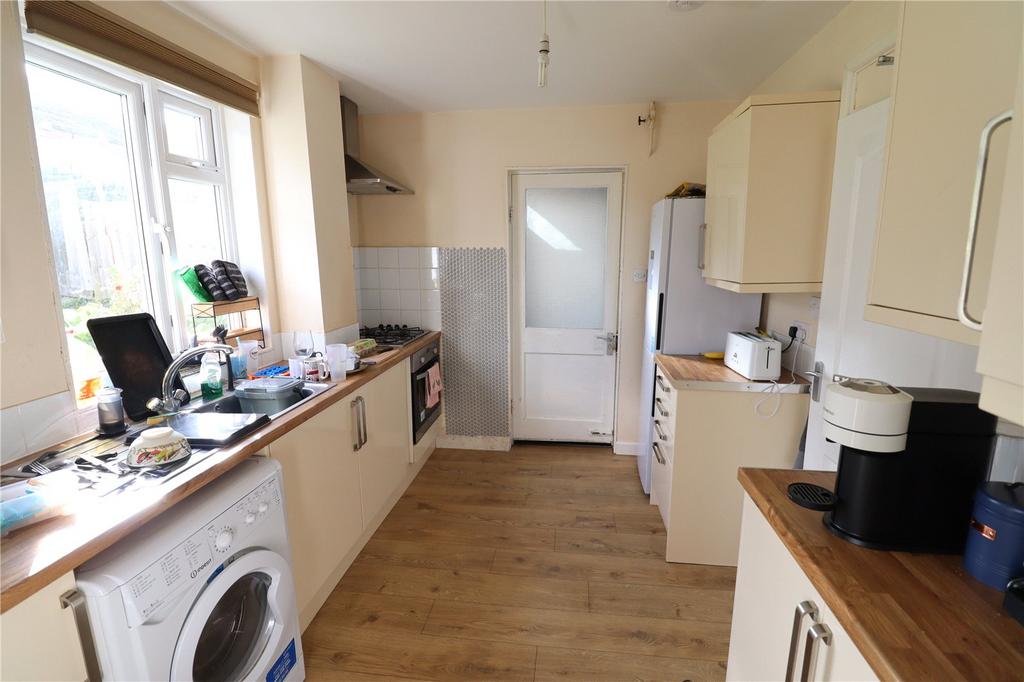 Pennard Green, Twerton, Bath, BA2 4 bed semidetached house for sale £350,000