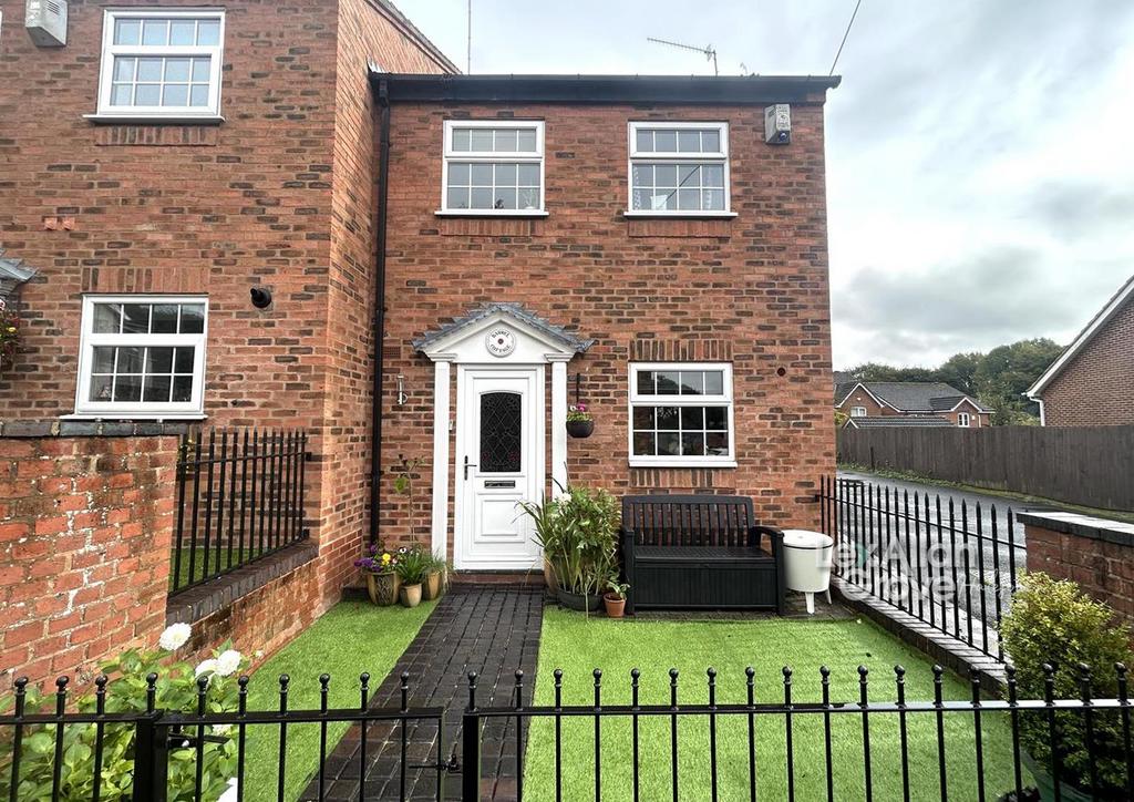 Gun Barrel Mews Cradley Heath 2.jpg