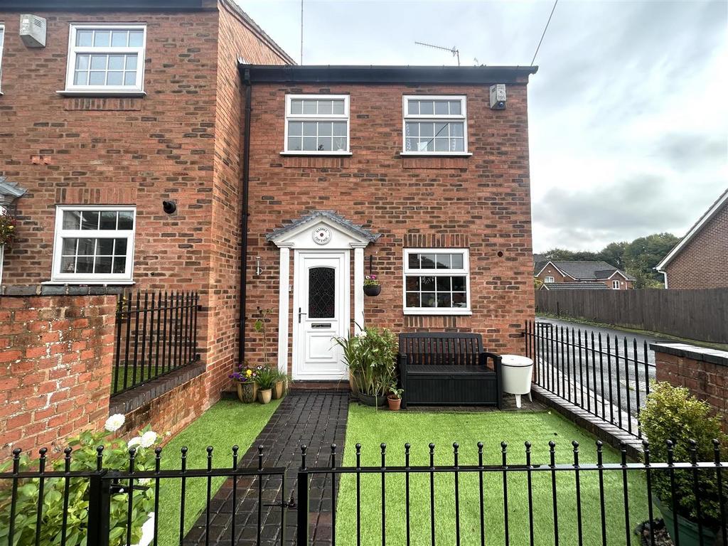 Gun Barrel Mews Cradley Heath 1.jpg