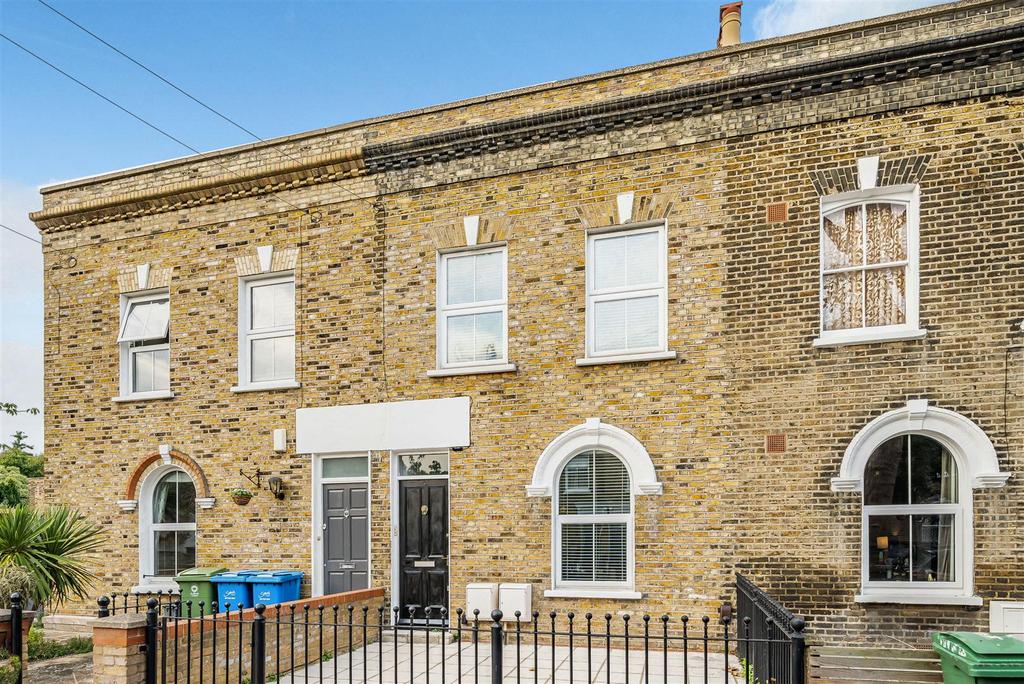 Fort Road, Bermondsey, SE1 4 bed house for sale £900,000