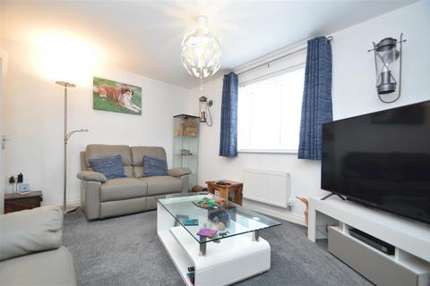 4 bedroom terraced house for sale, Snowberry Road, Newport