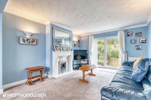 2 bedroom semi-detached bungalow for sale - High Oak Road, Ware SG12
