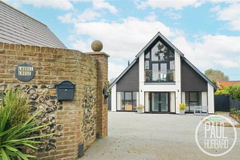 5 bedroom detached house for sale, High Road, Burgh Castle, NR31