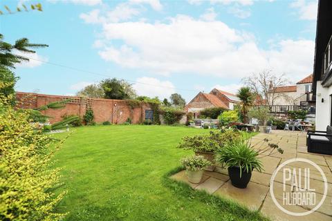 5 bedroom detached house for sale, High Road, Burgh Castle, NR31