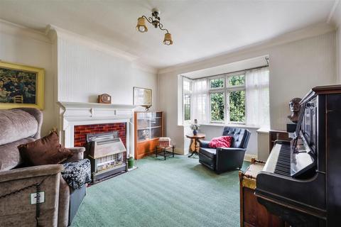 140 Albert Road, Epsom, KT17 4EL
