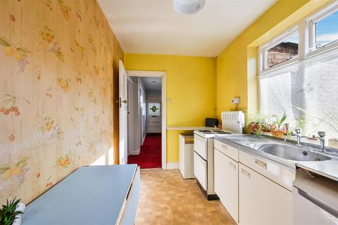 140 Albert Road, Epsom, KT17 4EL