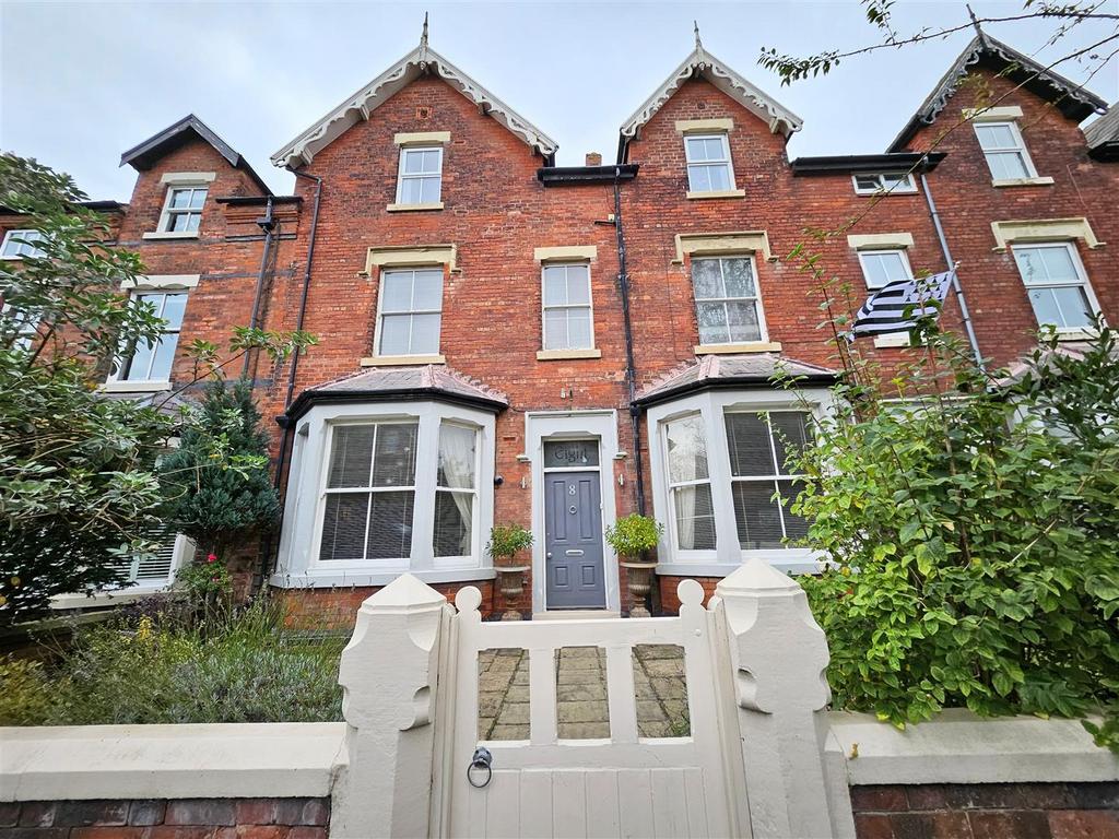 Cecil Street, Lytham 6 bed terraced house for sale £725,000