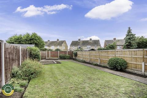 10 Chestnut Avenue, Armthorpe, Doncaster, DN3 2HG
