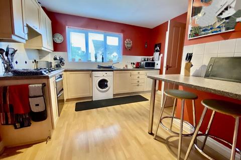 undefined, Shakespeare Close, Tiverton, EX16