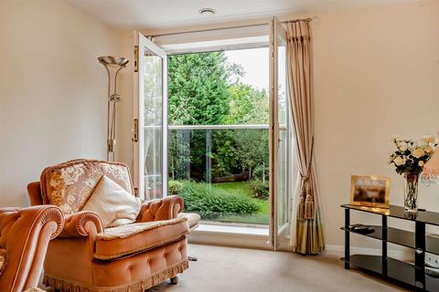 2 bedroom apartment for sale - Dutton Court, Station Approach, Cheadle Hulme, Cheadle