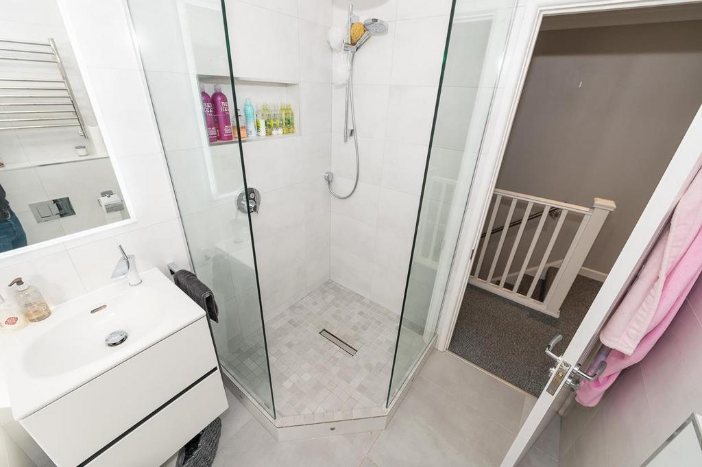 Shower.jpg