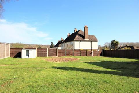 1 Fowlers Croft, Compton, Guildford, GU3 1EH