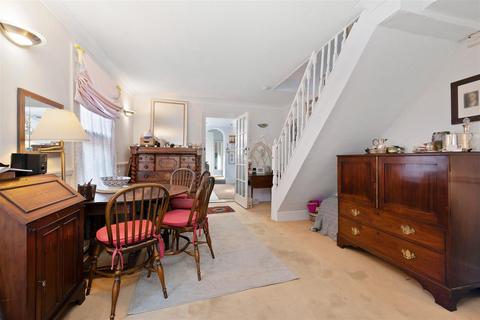 5 Course Road, Ascot, SL5 7HQ
