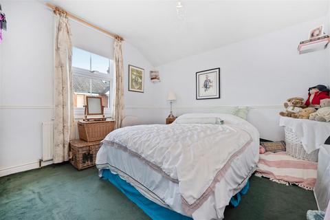 5 Course Road, Ascot, SL5 7HQ