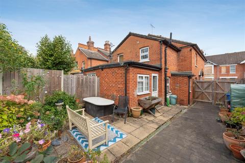 5 Course Road, Ascot, SL5 7HQ