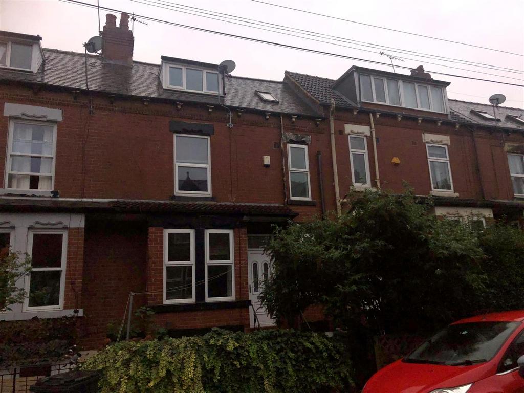 St. Ives Mount, Armley, Leeds 2 bed house £850 pcm (£196 pw)