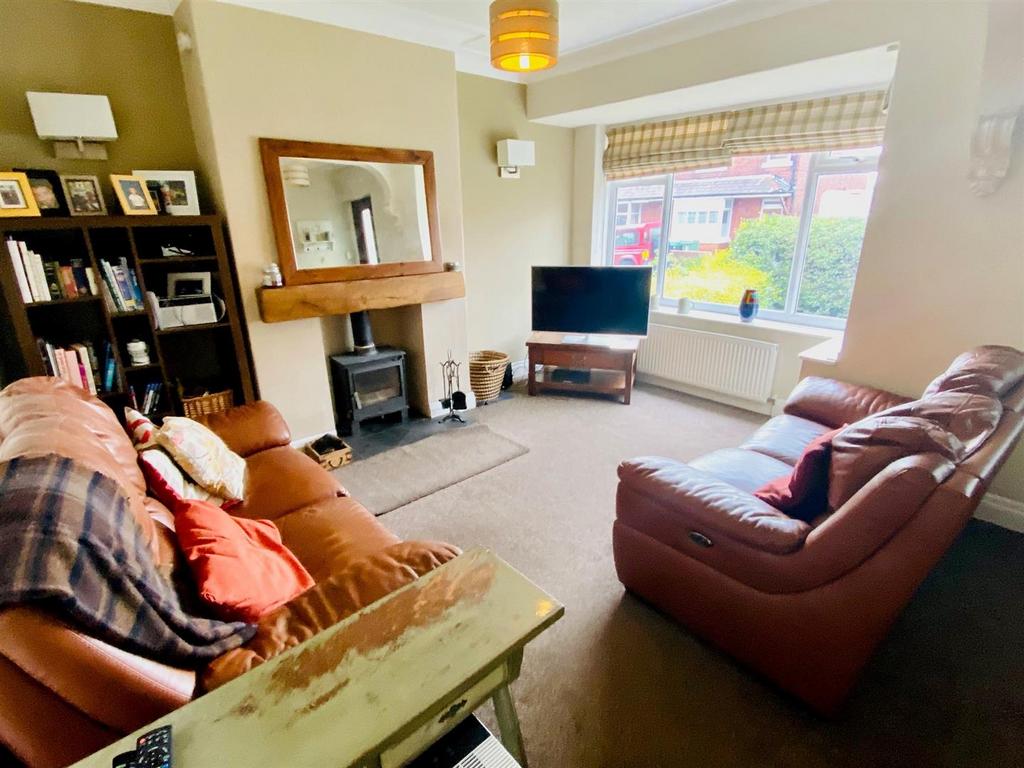 Fountain Street, Roberttown 2 bed semidetached house for sale £225,000