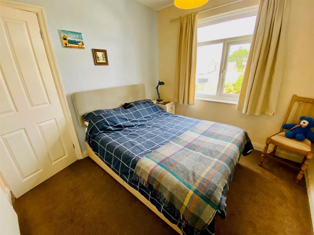 Fountain street 16 bed 2 x 2.jpg