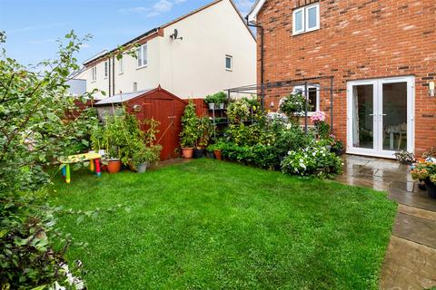 9 Cotswold Way, Whitehouse, Milton Keynes, MK8 1BJ
