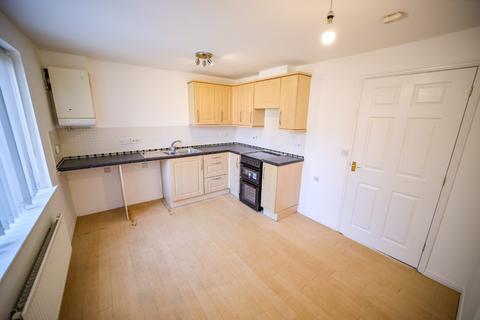 3 bedroom terraced house to rent, Horseymere Gardens, Sutton, St Helens