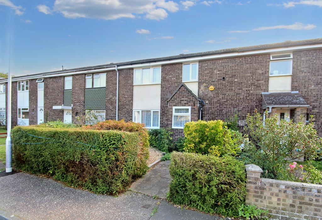 Walnut Drive, Witham, Essex 3 bed terraced house for sale £290,000