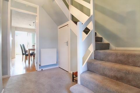 3 bedroom terraced house for sale - Walnut Drive, Witham, Essex