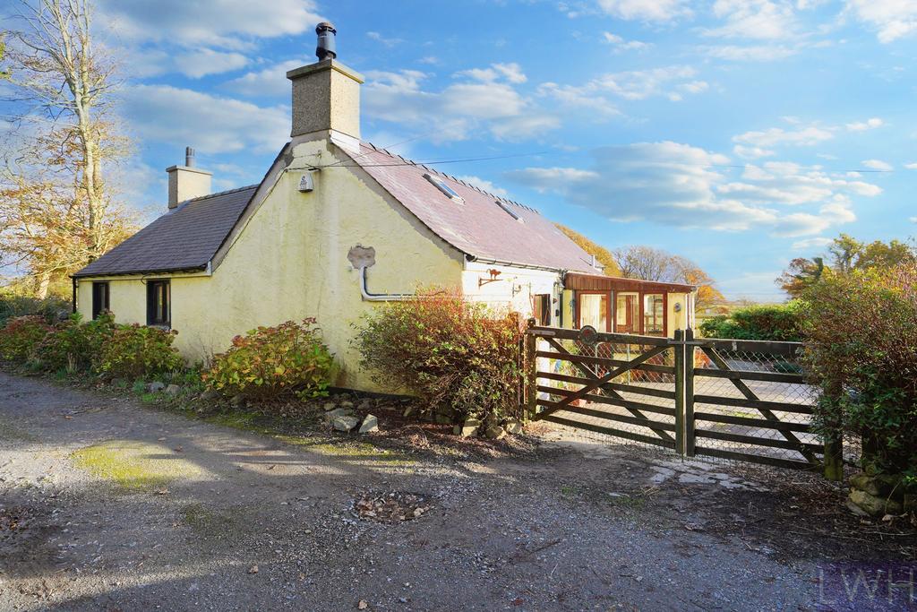Penclogwyn Cottage, Abererch 3 bed cottage for sale £295,000