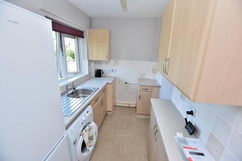 8a Broughton Road, Finchfield, Wolverhampton, WV3 9AL