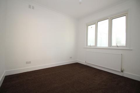 3 bedroom bungalow to rent, Rosemary Way, Jaywick, Clacton-on-Sea
