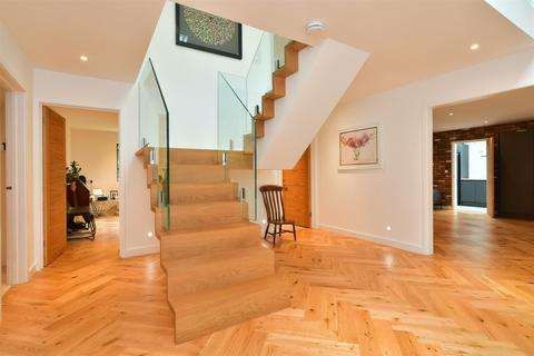 High Mead Braypool Lane, Patcham, Brighton, BN1 8ZH