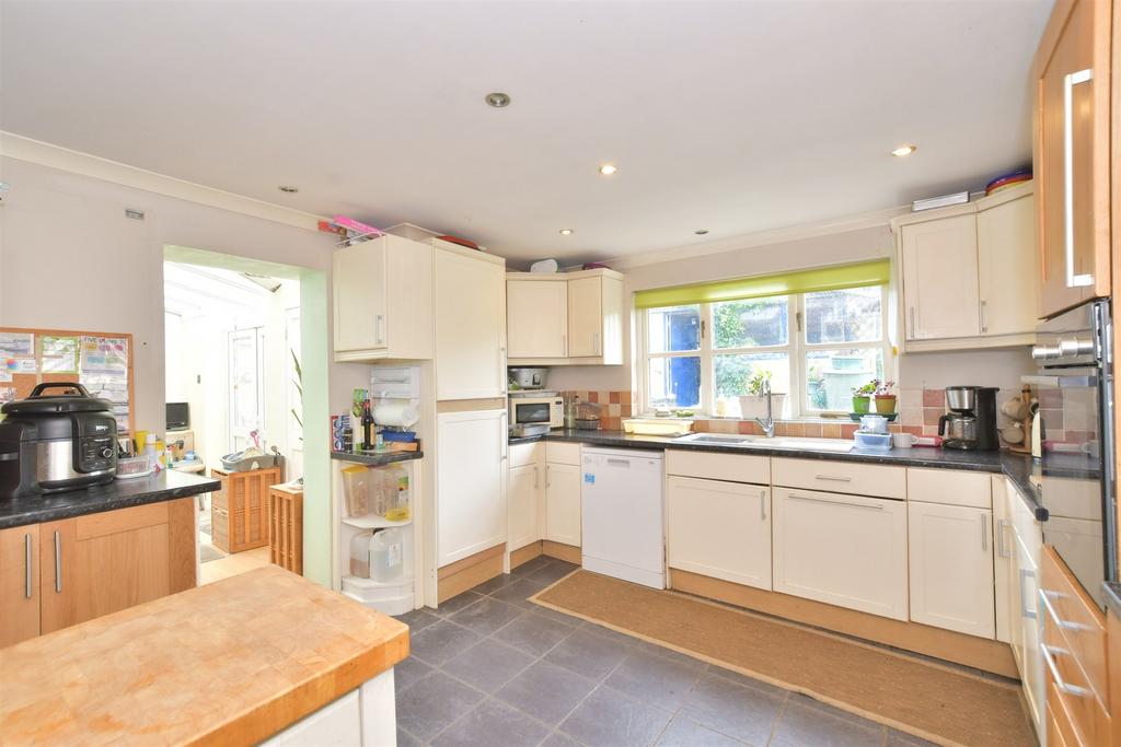 Granville Road, Totland Bay, Isle of Wight 4 bed semi-detached house ...