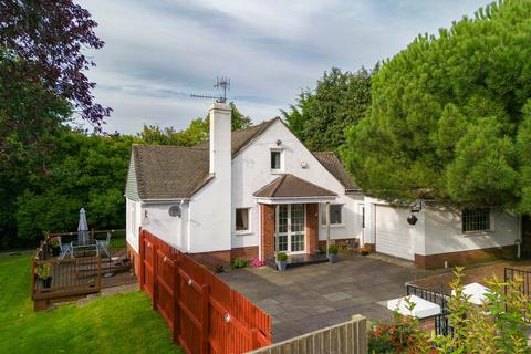 5 bedroom detached bungalow for sale, Cwmbran NP44