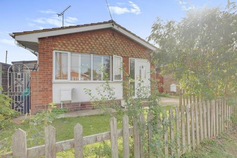 2 bedroom detached bungalow for sale, Norton Avenue, Canvey Island, SS8