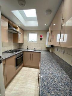 2 bedroom flat to rent, Sherborne Gardens, West Ealing