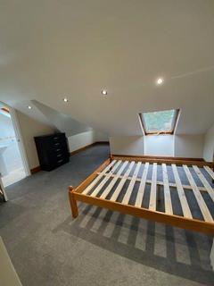 2 bedroom flat to rent, Sherborne Gardens, West Ealing