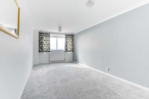 2 bedroom flat to rent, Fairlawns, Hove