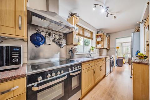 3 bedroom detached house for sale - Crendon Park, Southborough, TN4