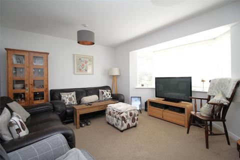 3 bedroom detached house to rent, Garstons Way, Holybourne, Alton, Hampshire, GU34