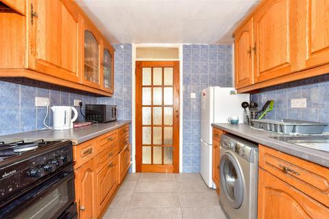 3 bedroom end of terrace house for sale, Hirst Close, Dover, Kent