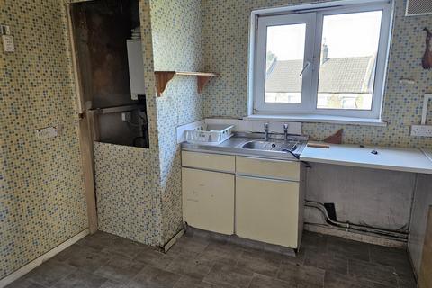 14b Exning Road, London, E16 4NA